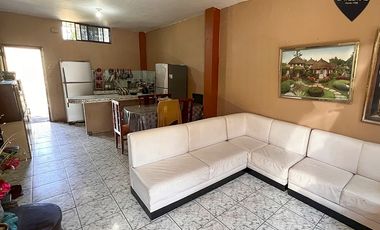 Casa de venta en En la Ciudad de Machala - Av. Los Ceibos – código:21720