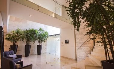 Casa en Venta en Las Lomas Club de Golf