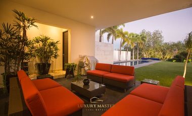 Casa en Venta en Las Lomas Club de Golf
