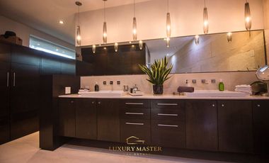 Casa en Venta en Las Lomas Club de Golf