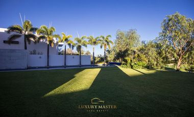 Casa en Venta en Las Lomas Club de Golf