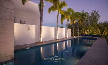 Casa en Venta en Las Lomas Club de Golf