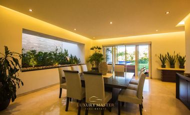 Casa en Venta en Las Lomas Club de Golf