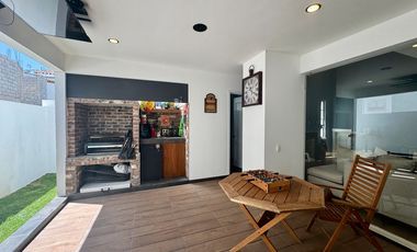 Casa en Venta como nueva en Condado del Valle Bakeira Metepec cerca de Ave Tecnológico y Parque Bicentenario