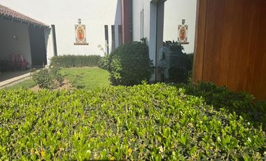 Casa Residencial en Venta  dentro de privada a una cuadra del Parque Bicentenario, Ave, Tecnológico, Ave, Estado de México y  zona de La Asunción.