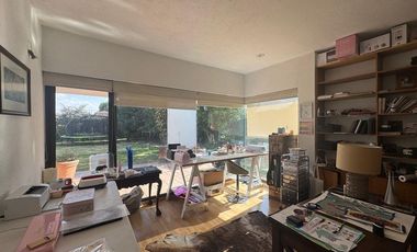 Casa Residencial en Venta  dentro de privada a una cuadra del Parque Bicentenario, Ave, Tecnológico, Ave, Estado de México y  zona de La Asunción.
