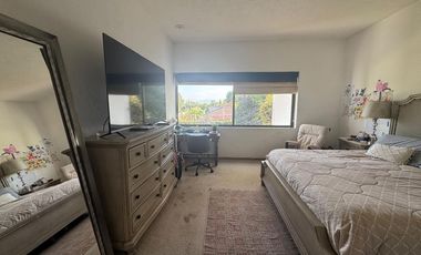 Casa Residencial en Venta  dentro de privada a una cuadra del Parque Bicentenario, Ave, Tecnológico, Ave, Estado de México y  zona de La Asunción.