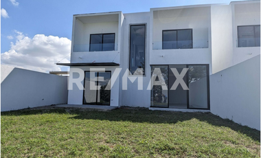 CASA EN VENTA - (3)