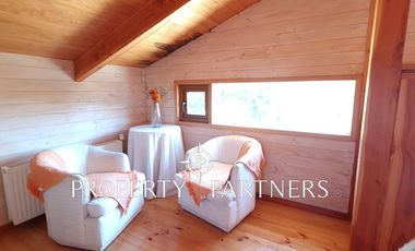 Espectacular casa en un entorno soñado.-