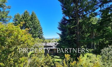 Espectacular casa en un entorno soñado.-