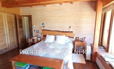 Espectacular casa en un entorno soñado.-