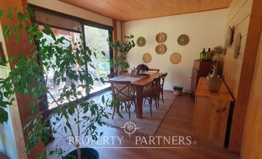 Casa en Pucón, en una parcela con hermoso entorno natural