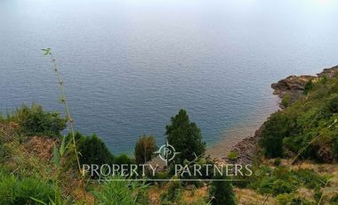 ¡Oportunidad! Exclusivo terreno con 160 mt orilla de lago