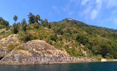 ¡Oportunidad! Exclusivo terreno con 160 mt orilla de lago