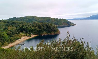 ¡Oportunidad! Exclusivo terreno con 160 mt orilla de lago