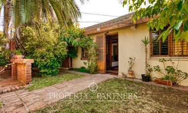 Ideal para Remodelar: casa en venta la Reina a pasos del metro Plaza Egaña