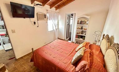 PH 3 Ambientes con Patio y Terraza Propia. Sin Expensas