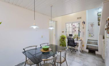 PH 3 Ambientes con Patio y Terraza Propia. Sin Expensas
