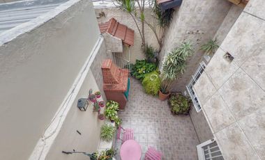 PH 3 Ambientes con Patio y Terraza Propia. Sin Expensas