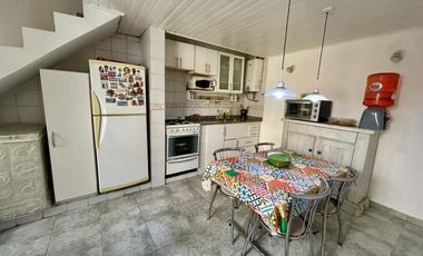 PH 3 Ambientes con Patio y Terraza Propia. Sin Expensas