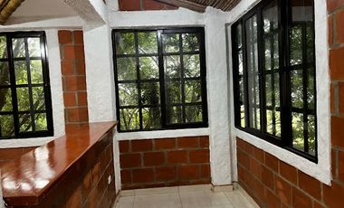 ARRIENDO de APARTAESTUDIO en SANTA ROSA DE CABAL