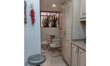 VENDO CASA 183 M2 CONJ CERRADO PEREIRA