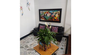 VENDO CASA 183 M2 CONJ CERRADO PEREIRA