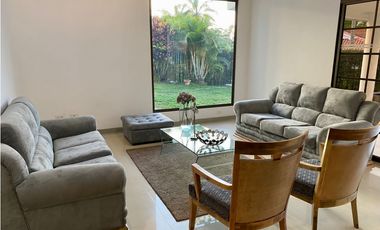 VENTA CASA CON PISCINA PRIVADA EN CONJUNTO CERRADO CERRITOS PEREIRA
