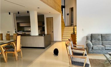 VENTA CASA CON PISCINA PRIVADA EN CONJUNTO CERRADO CERRITOS PEREIRA