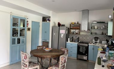 Muy Linda Casa en  venta o alquiler en Barrio La Emilia