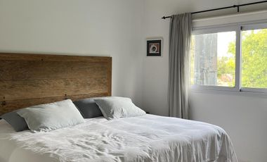 Muy Linda Casa en  venta o alquiler en Barrio La Emilia