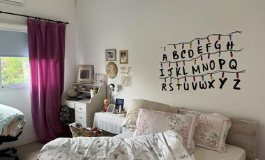 Muy Linda Casa en  venta o alquiler en Barrio La Emilia