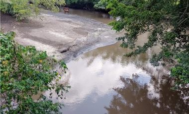 VENDO FK GANADERA 800 HECTAREAS POR PUERTO SALGAR