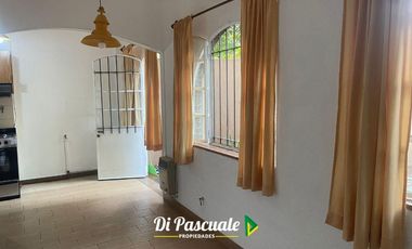 Alquiler Casa 3 Ambientes con Patio y Garage - Paso Del Rey