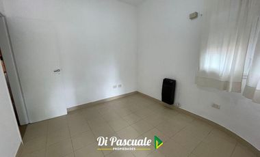 Alquiler Casa 3 Ambientes con Patio y Garage - Paso Del Rey