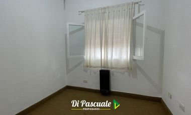 Alquiler Casa 3 Ambientes con Patio y Garage - Paso Del Rey