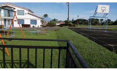 VENDO CASA CAMPESTRE ENTRE ALCALA Y QUIMBAYA