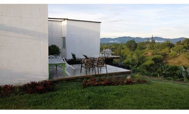 VENDO CASA CAMPESTRE ENTRE ALCALA Y QUIMBAYA