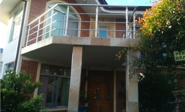 VENDO CASA EN CONDOMINIO FUSAGASUGA