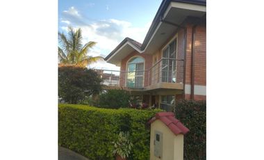 VENDO CASA EN CONDOMINIO FUSAGASUGA