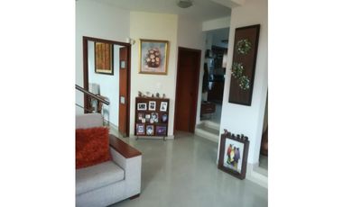 VENDO CASA EN CONDOMINIO FUSAGASUGA