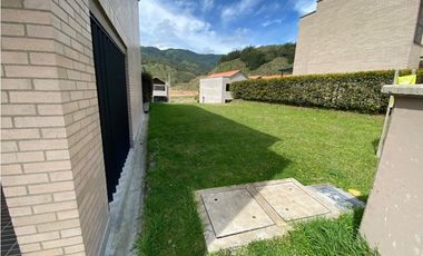 Lote en parcelación en municipio de El Retiro