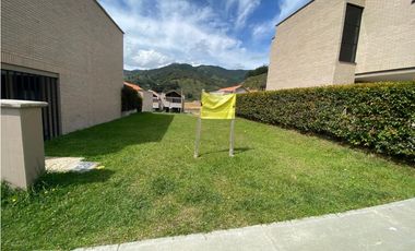 Lote en parcelación en municipio de El Retiro