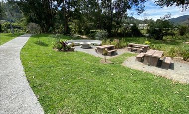 Lote en parcelación en municipio de El Retiro