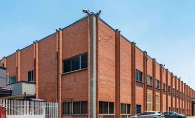 Locales Comerciales en renta en Tlalnepantla de Baz, Tlalnepantla - Estacionamiento
