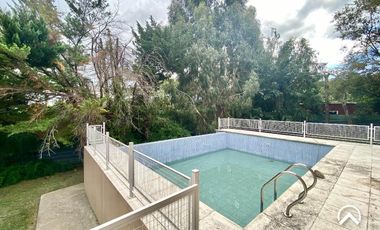 Alquiler. Casa en Country Club Chumamaya, Villa de Merlo.