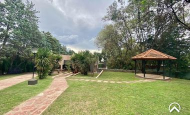 Alquiler. Casa en Country Club Chumamaya, Villa de Merlo.