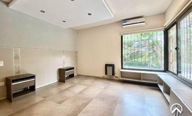 Alquiler. Casa en Country Club Chumamaya, Villa de Merlo.