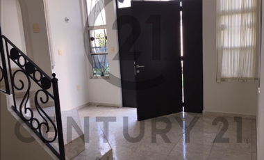 RESIDENCIA CALIFORNIANA EN RENTA, FAJA DE ORO, LAS VILLAS, TAMPICO, TAMAULIPAS.