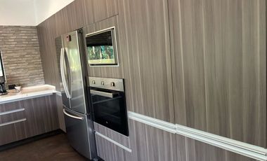 Venta de Casa en Fraccionamiento Hacienda de Valle Escondido, Atizapan